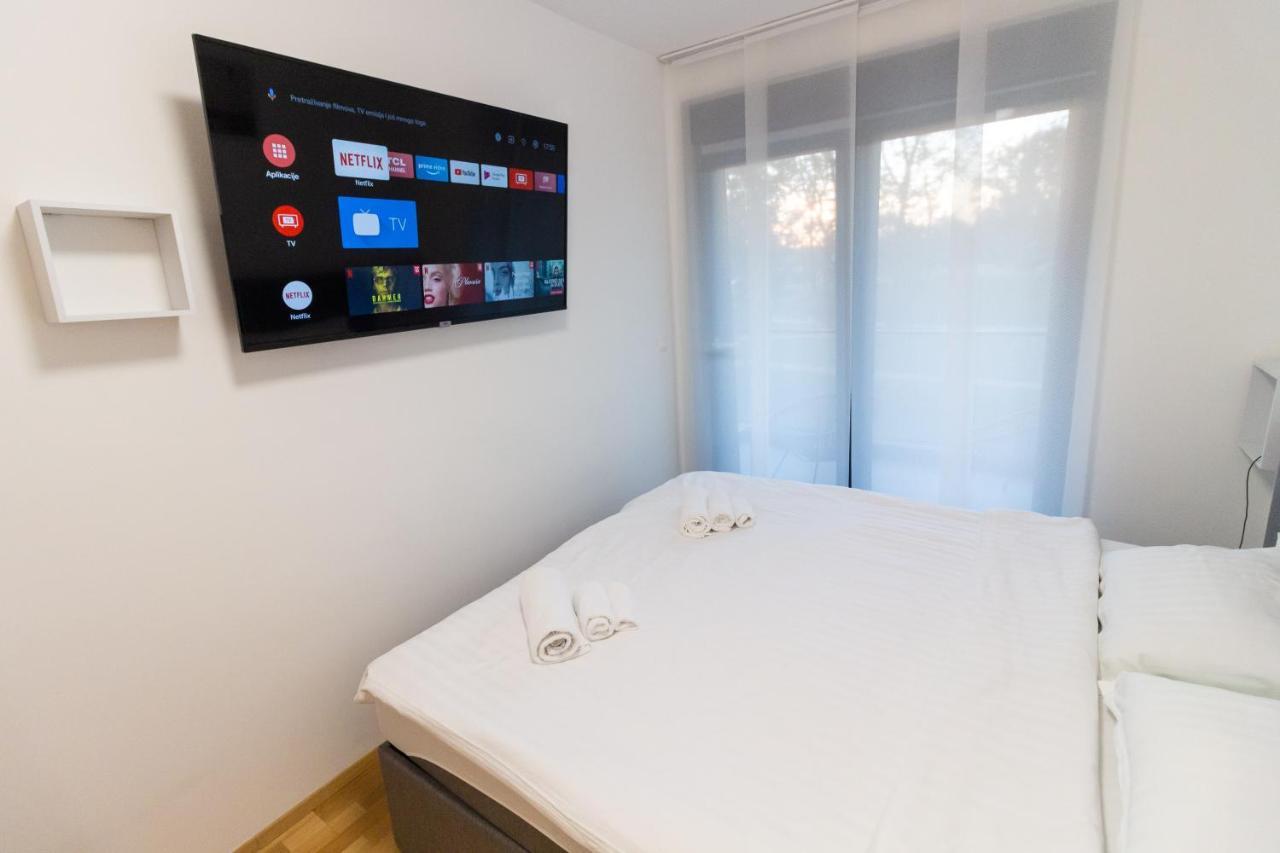 וירוביטיצה Gajeva Rooms - Stockholm Apartment Self Check-In מראה חיצוני תמונה