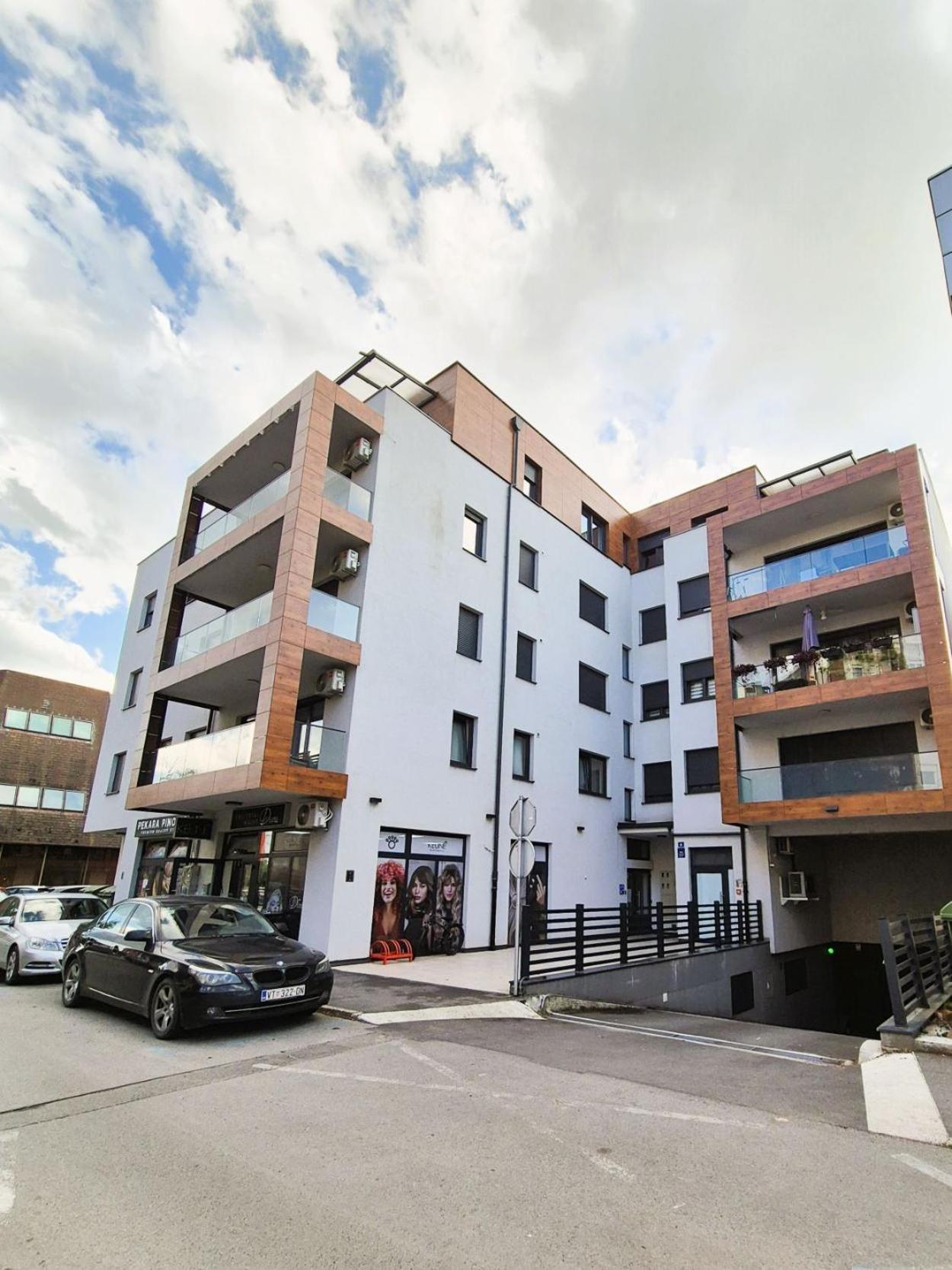 וירוביטיצה Gajeva Rooms - Stockholm Apartment Self Check-In מראה חיצוני תמונה